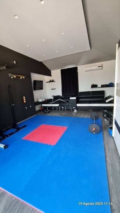 Barban - čudovita vila z bazenom