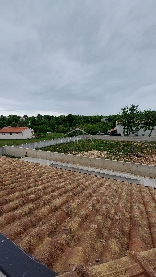 Svetvinčenat - zemljišče takoj pripravljeno za gradnjo