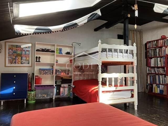 Brajda - prodamo stanovanje nedaleč od centra mesta za investicijo