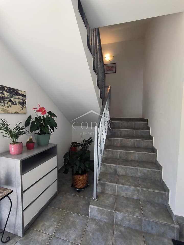 Matulji, Brešca - prodaja lepega dvosobnega stanovanja z balkonom