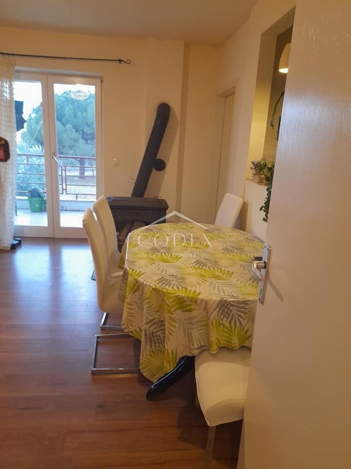 Poreč - prodaja dvosobnega stanovanja 63 m2