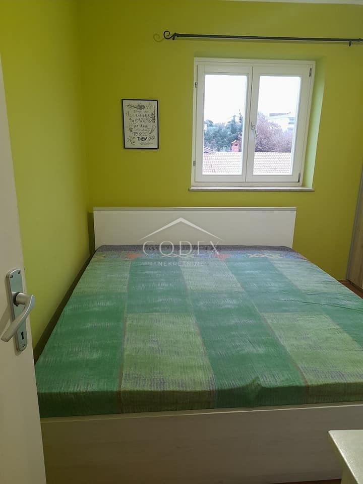 Poreč - prodaja dvosobnega stanovanja 63 m2