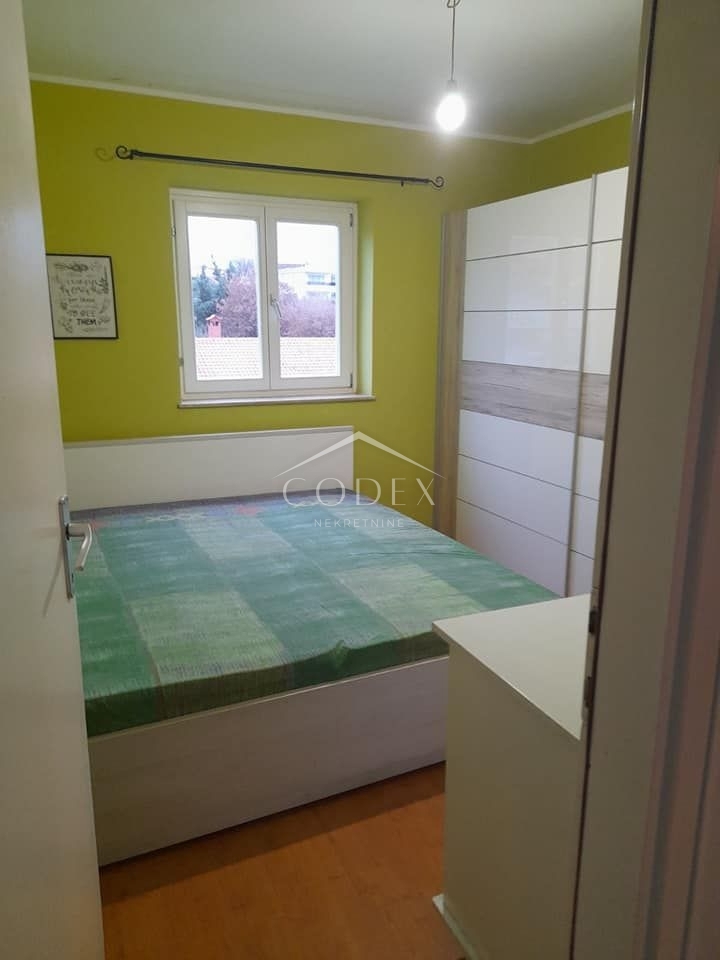 Poreč - prodaja dvosobnega stanovanja 63 m2