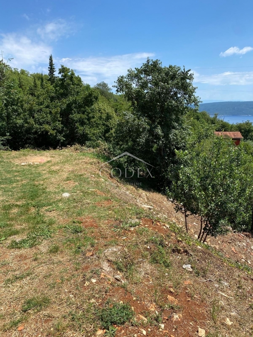 Brseč, Zagore - prodaja 2 dvoetažnih stanovanj s pogledom na morje