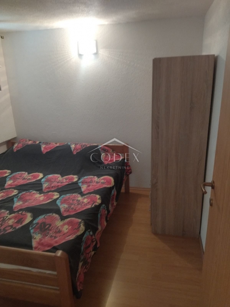 Novi Vinodolski - stanovanje na vrhunski lokaciji!