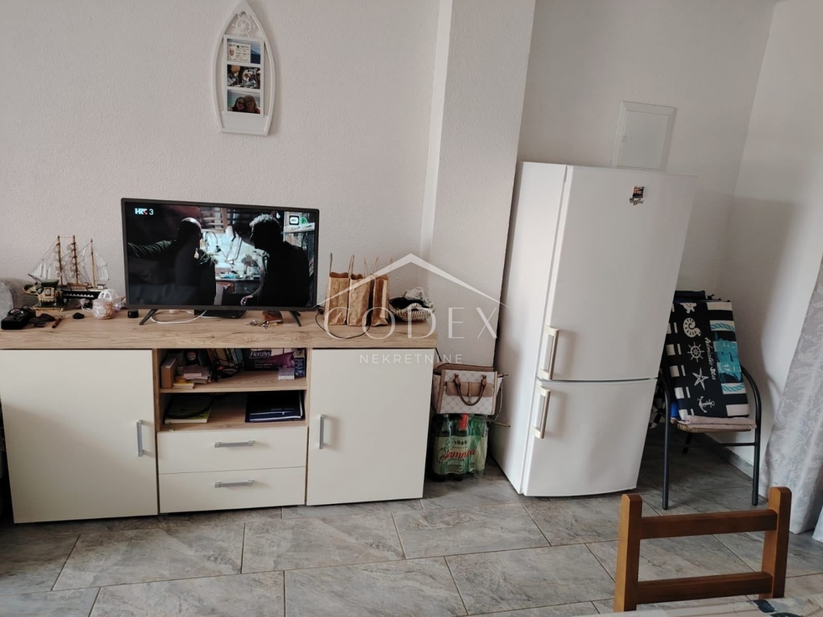 Novi Vinodolski - stanovanje na vrhunski lokaciji!