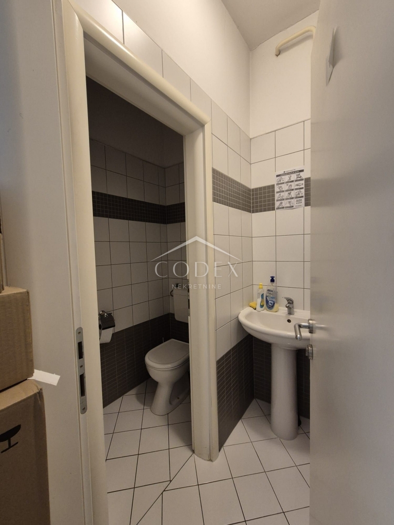 Poslovni prostor Škurinje, Rijeka, 82,68m2