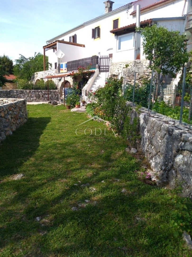 Kras – prodaja hiše na Krku