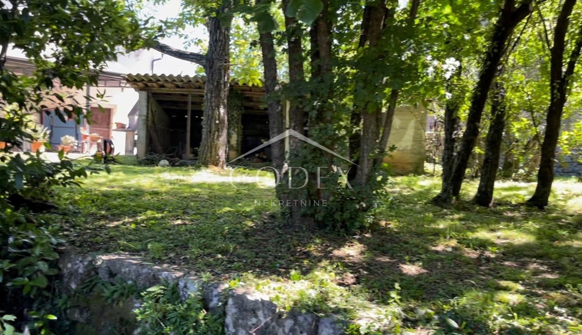 Kastav – prodaja avtentične hiše za prenovo