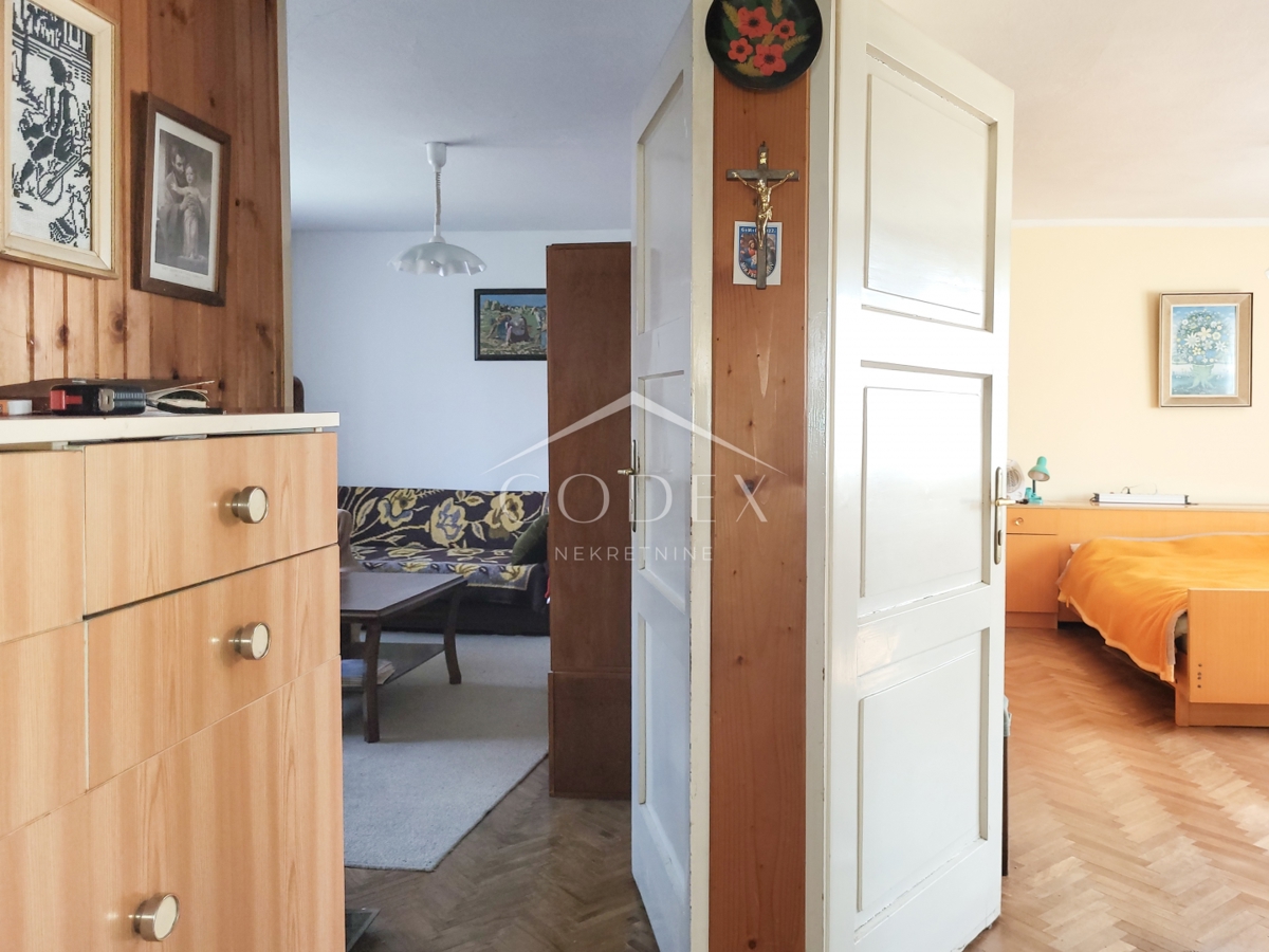 Karlovac – prodaja hiše z dvoriščem in sadovnjakom