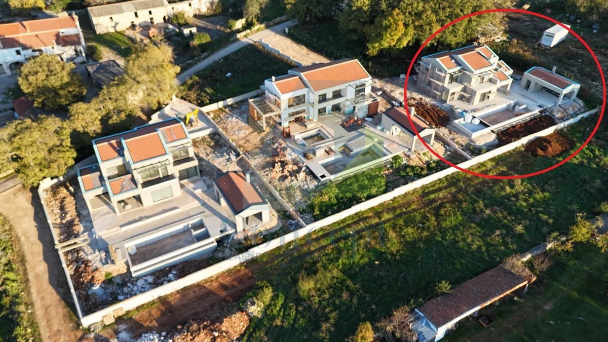 Poreč, okolica, Prekrasna luksuzna vila s bazenom in pogledom na morje