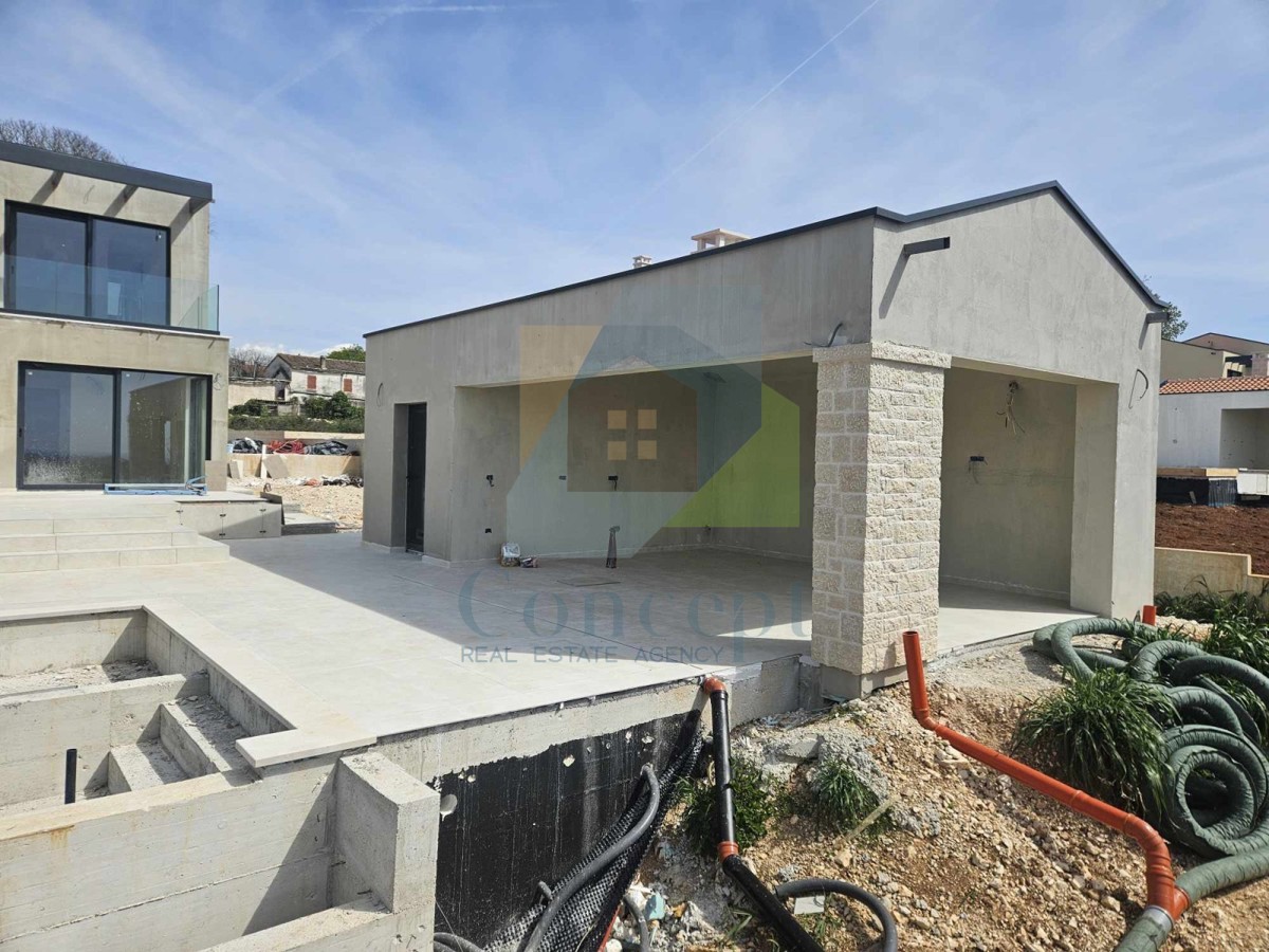 Poreč, okolica, Prekrasna luksuzna vila s bazenom in pogledom na morje