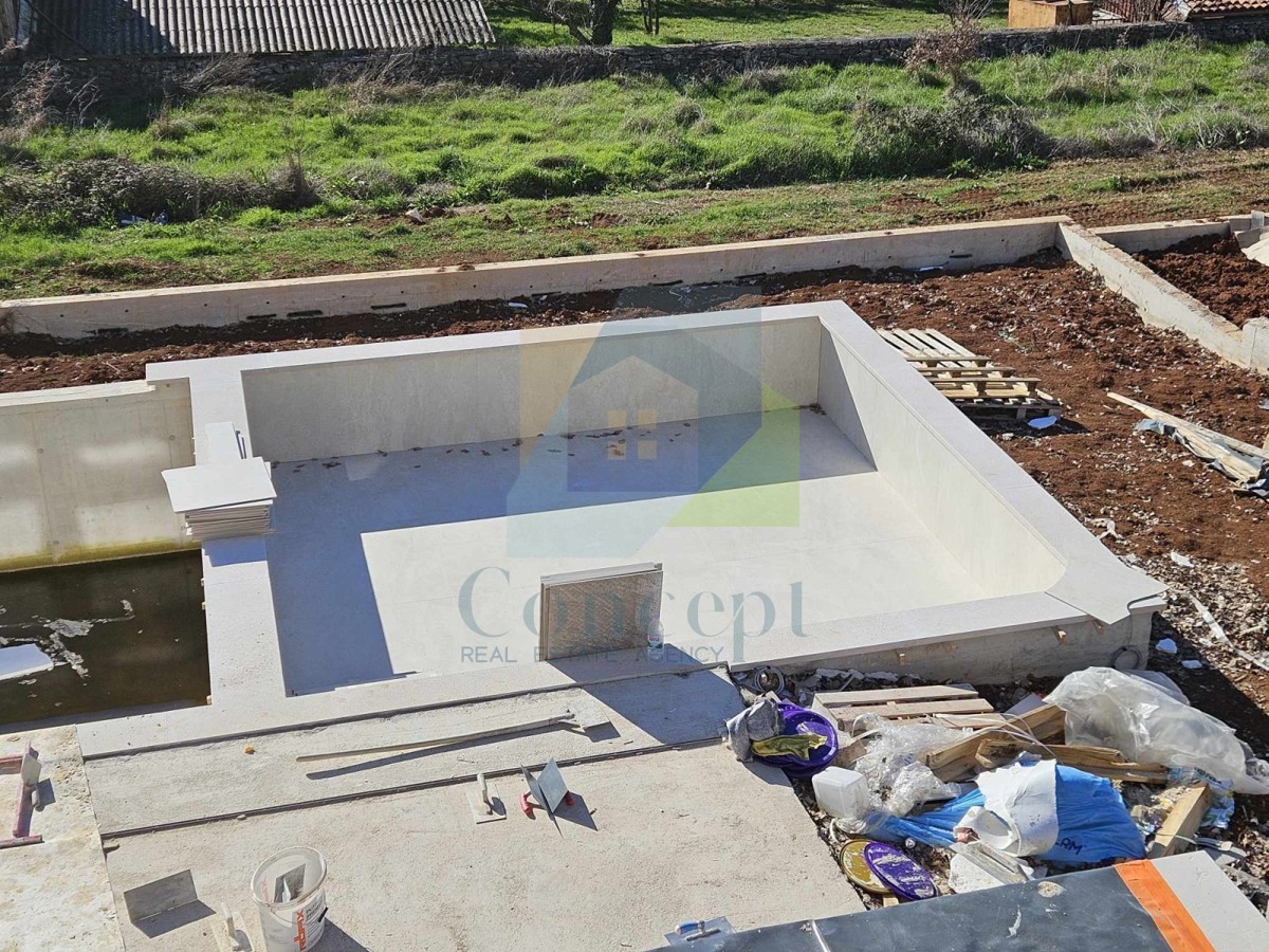 Poreč, okolica, Prekrasna luksuzna vila s bazenom in pogledom na morje