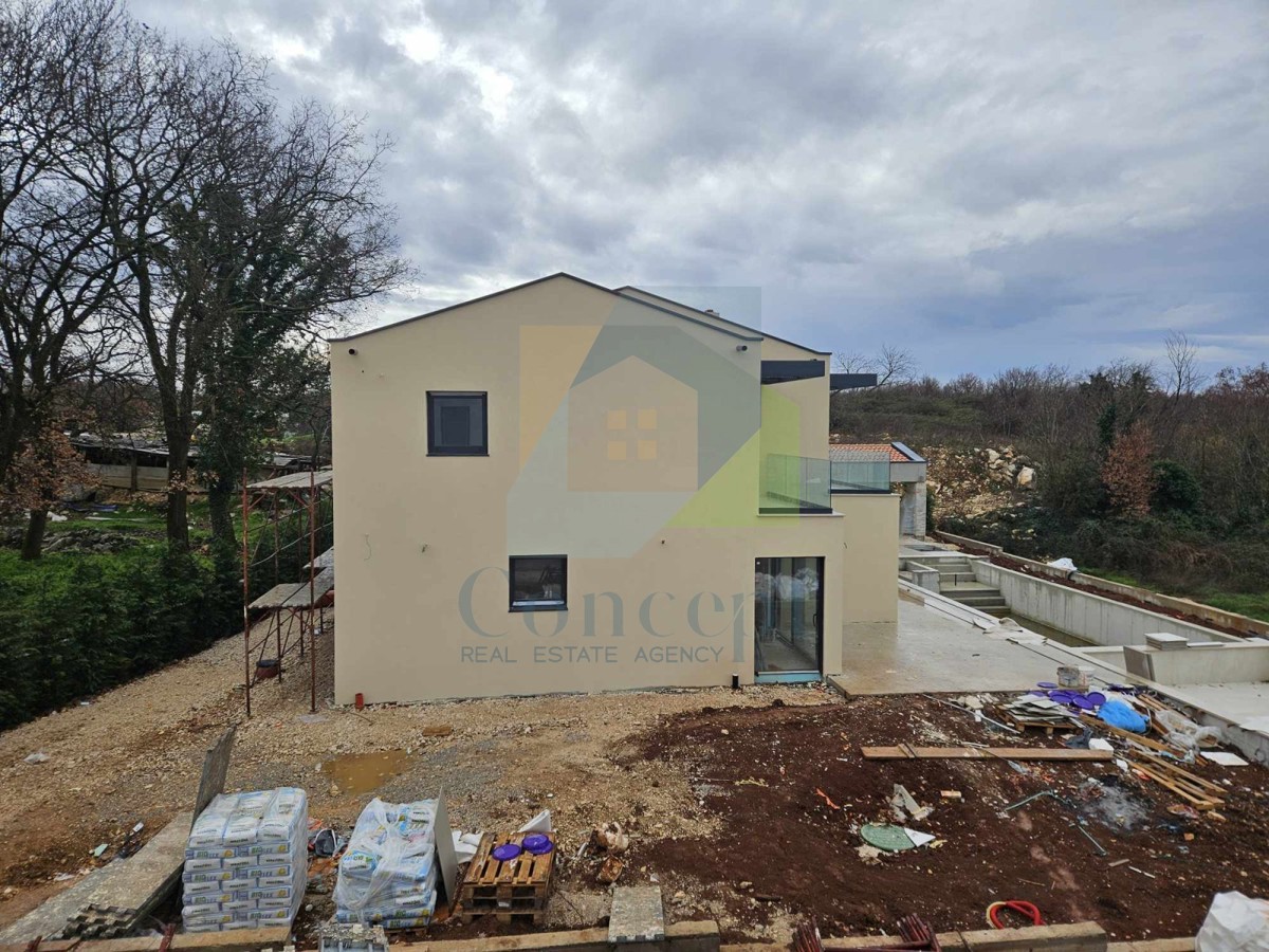 Poreč, okolica, Prekrasna luksuzna vila s bazenom in pogledom na morje