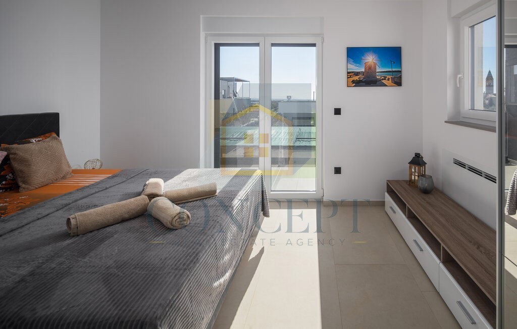 Poreč, okolica, moderna luksuzna vila s bazenom, 12 km od morja