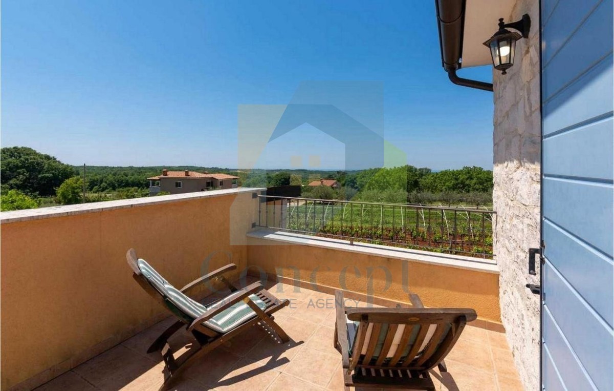 Poreč, okolica, Kamena, samostojeća kuća s bazenom in pogledom na morje