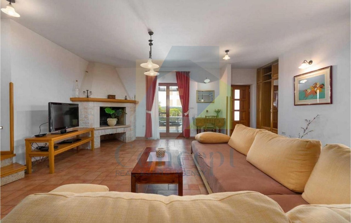 Poreč, okolica, Kamena, samostojeća kuća s bazenom in pogledom na morje