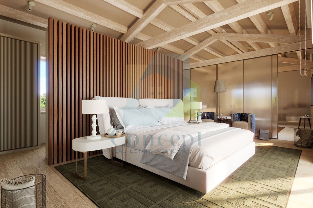 The translated title in Slovenian is: