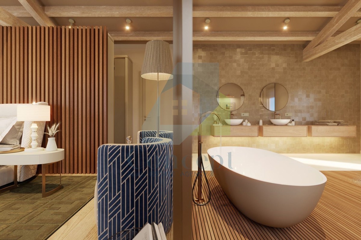 The translated title in Slovenian is: