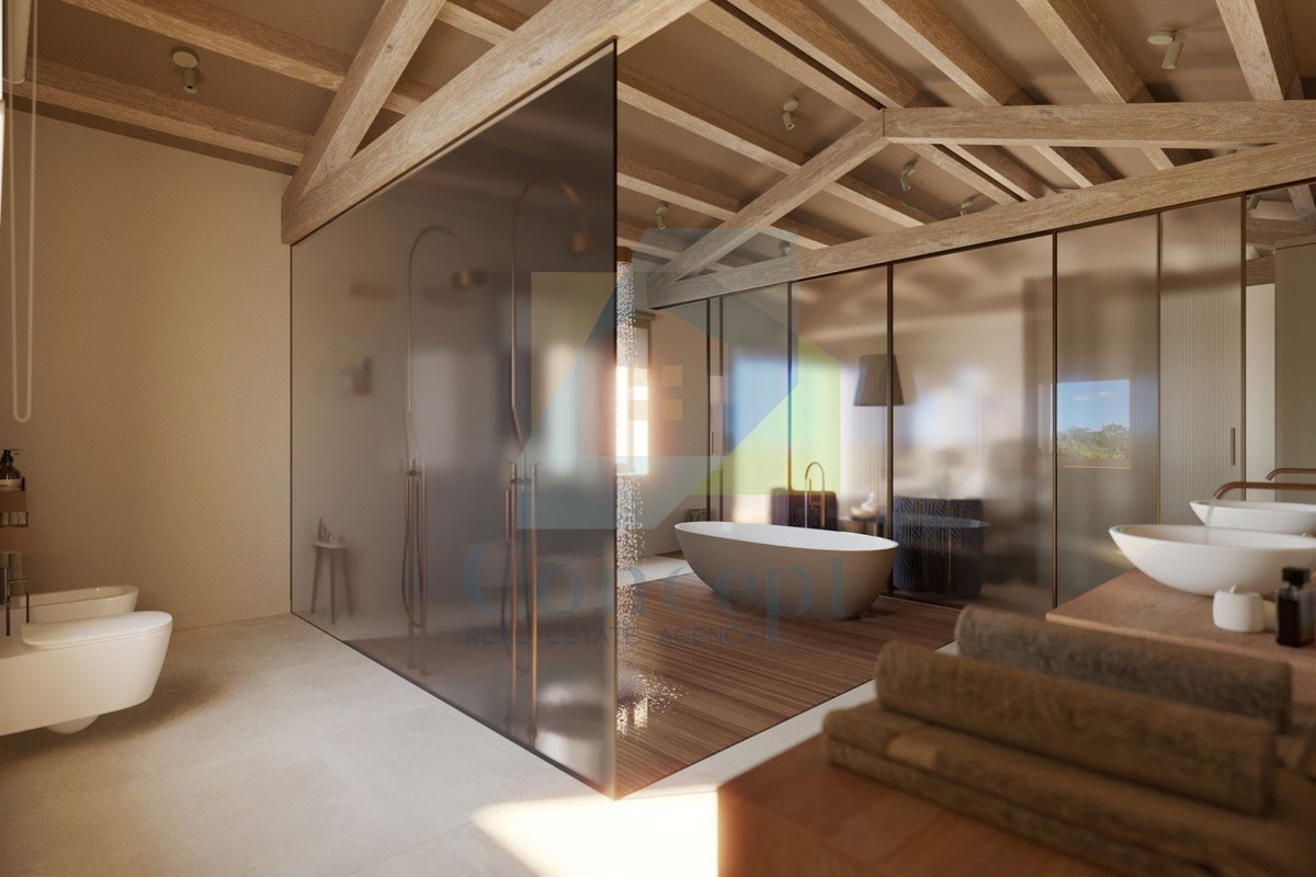 The translated title in Slovenian is: