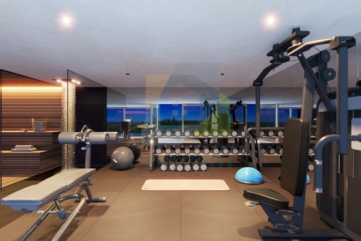 The translated title in Slovenian is: