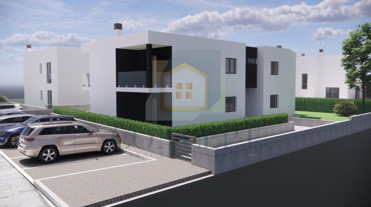 Poreč, ožja okolica, Stan v pritličju s vrtom na odlični lokaciji, 1,5 km od morja