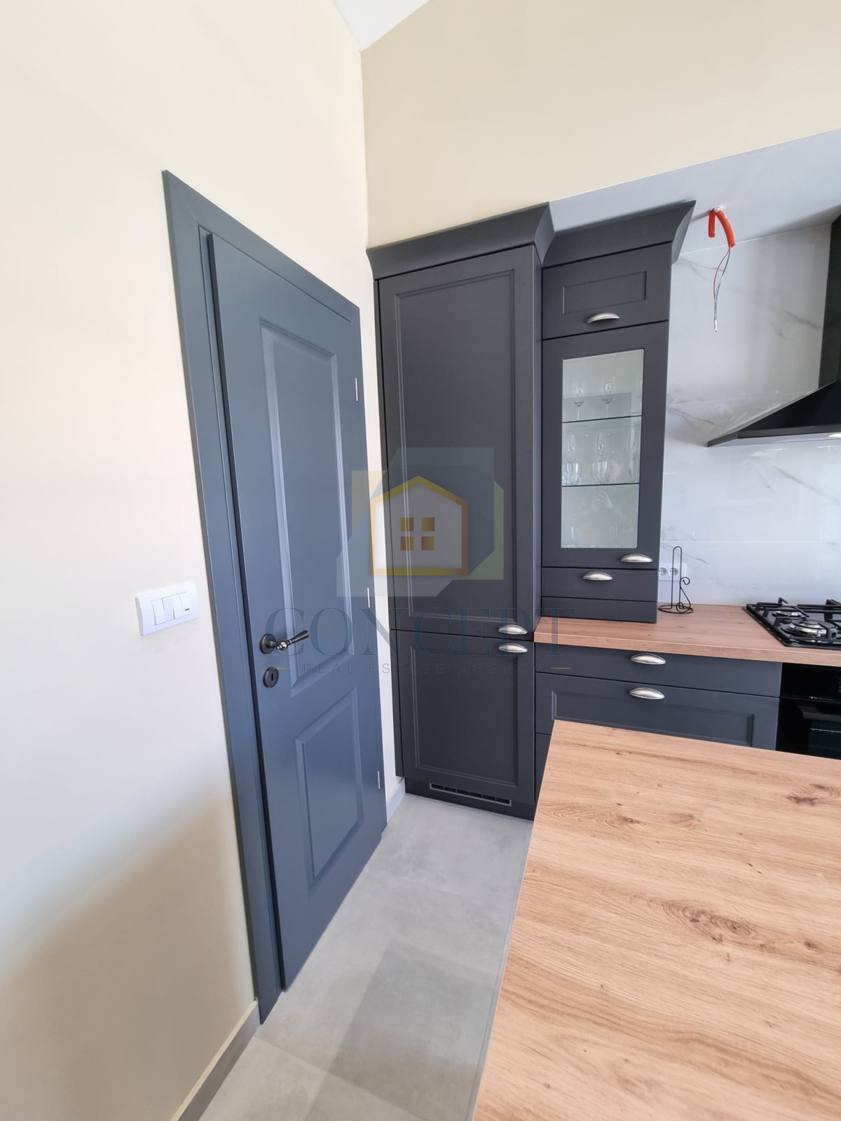 Rovinj, Kanfanar, okolica, Samostojeća kuća s bazenom i dodatnim studio apartmanom, 20 km od morja