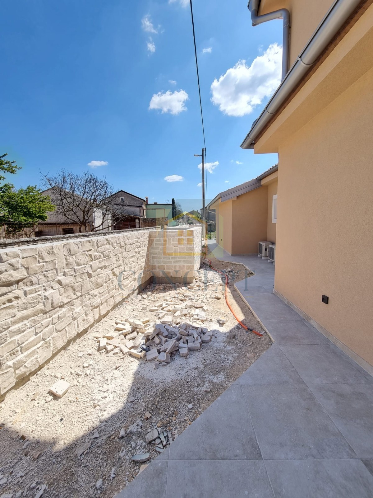 Rovinj, Kanfanar, okolica, Samostojeća kuća s bazenom i dodatnim studio apartmanom, 20 km od morja