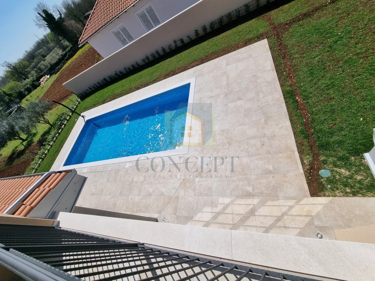 Rovinj, Kanfanar, okolica, Samostojeća kuća s bazenom i dodatnim studio apartmanom, 20 km od morja