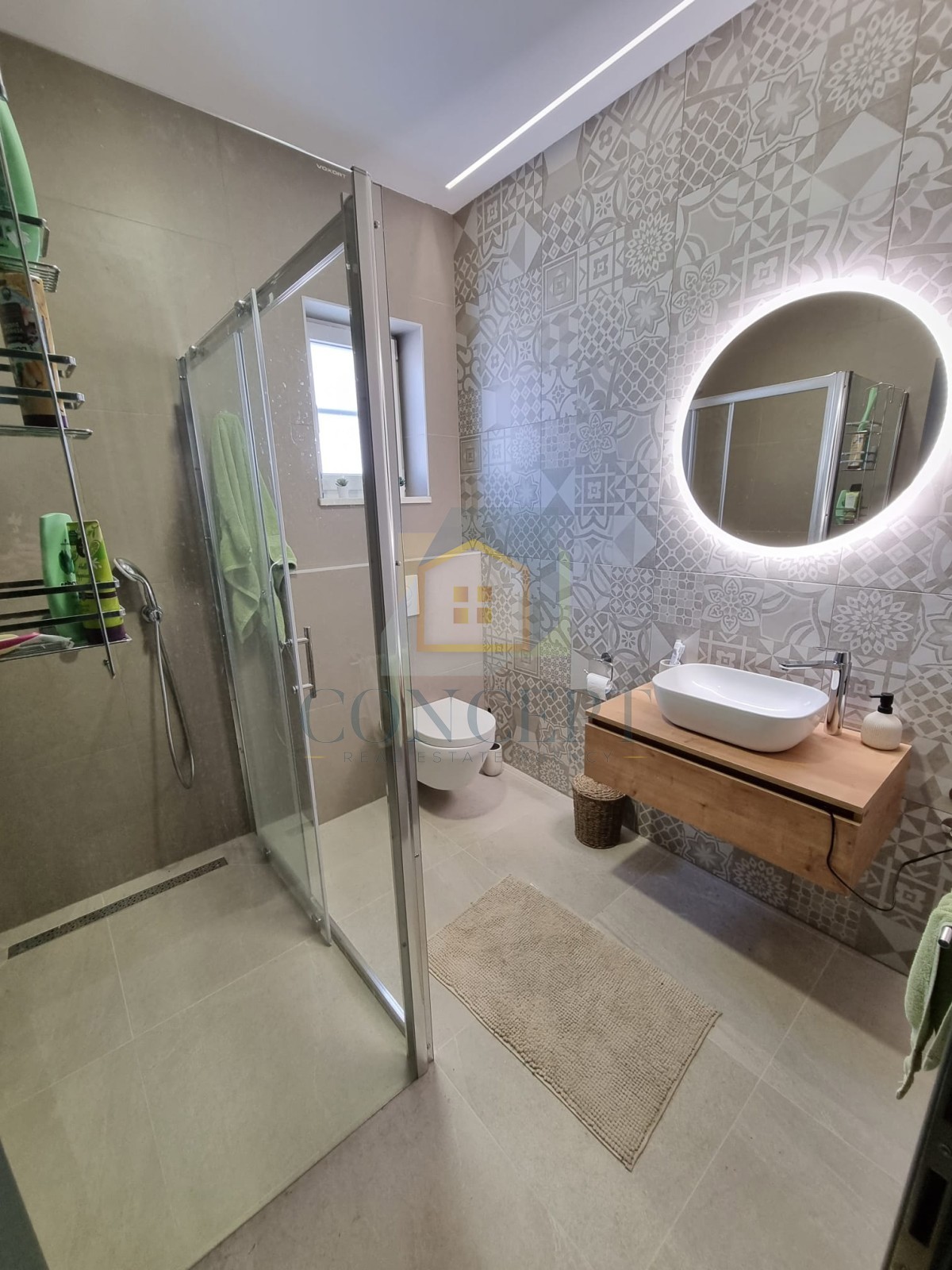 Rovinj, Kanfanar, okolica, Samostojeća kuća s bazenom i dodatnim studio apartmanom, 20 km od morja