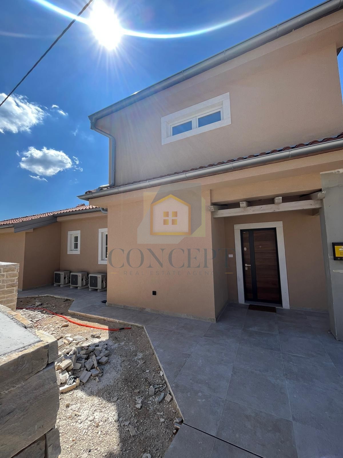 Rovinj, Kanfanar, okolica, Samostojeća kuća s bazenom i dodatnim studio apartmanom, 20 km od morja