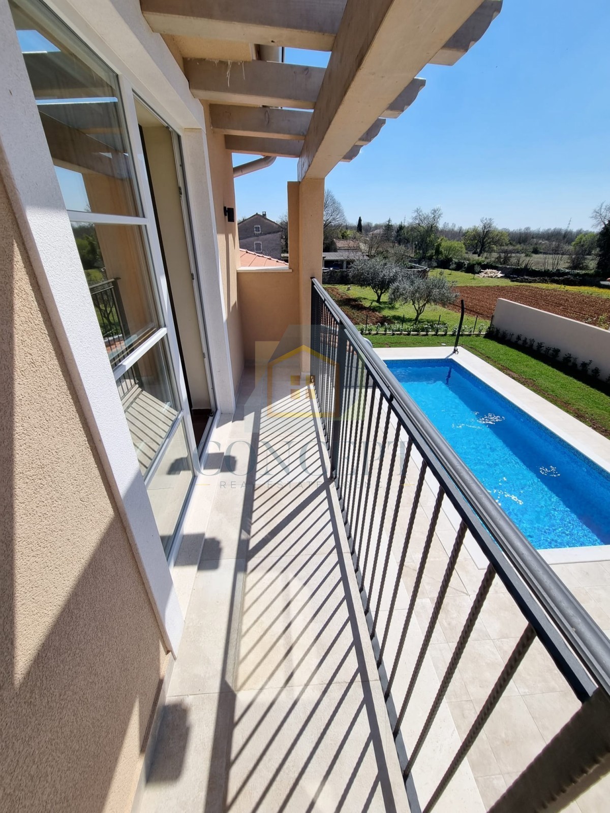 Rovinj, Kanfanar, okolica, Samostojeća kuća s bazenom i dodatnim studio apartmanom, 20 km od morja