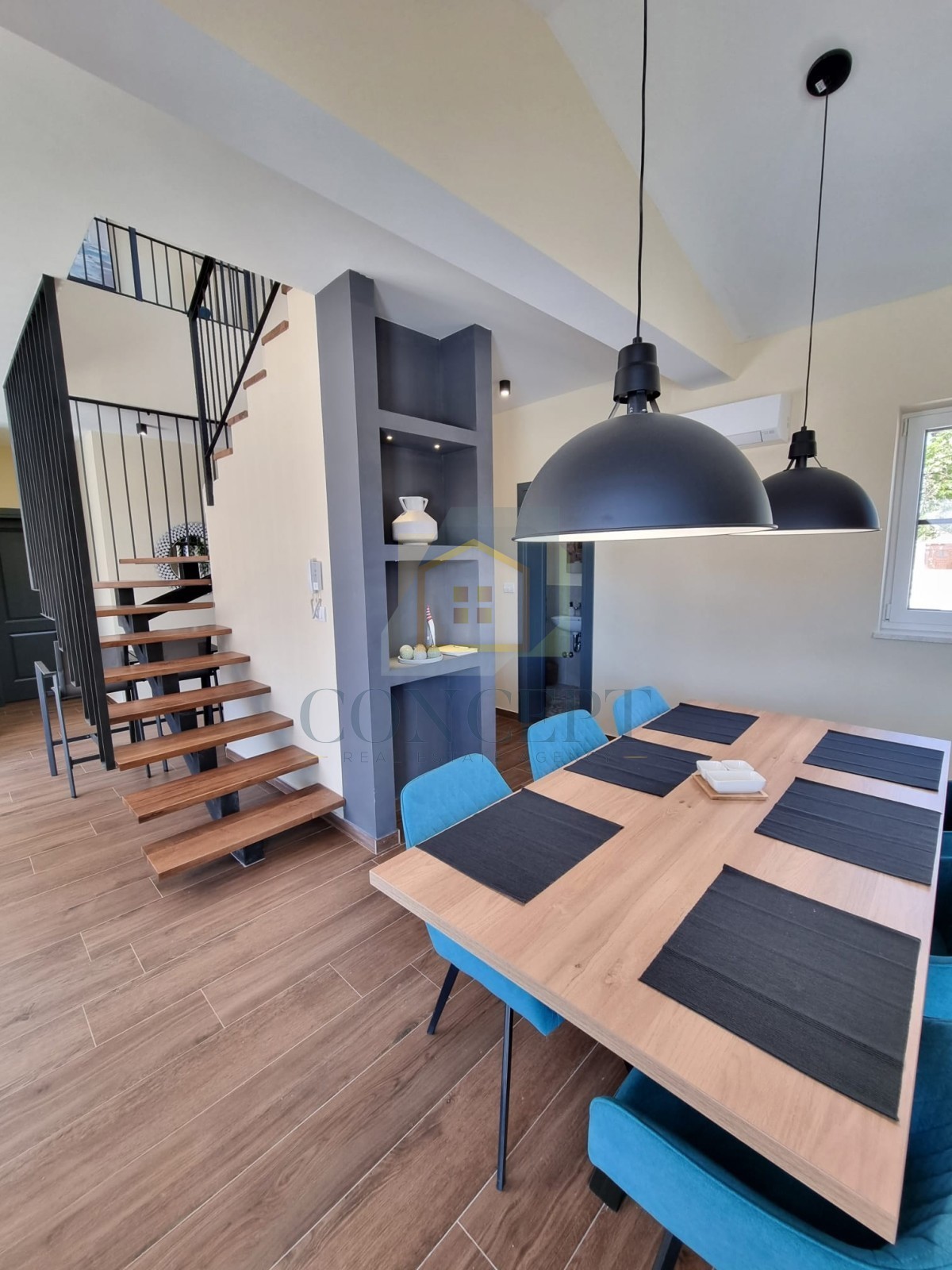 Rovinj, Kanfanar, okolica, Samostojeća kuća s bazenom i dodatnim studio apartmanom, 20 km od morja