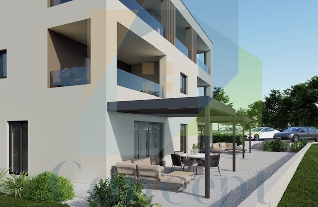 Poreč, širši center, luksuzni penthouse 500 m od morja