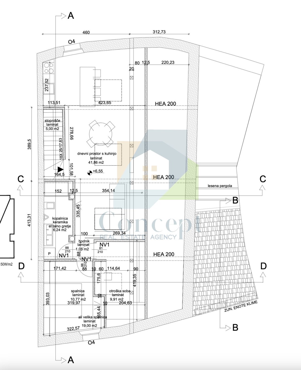 Poreč, center, Luksuzno stanovanje v 2. nadstropju v starem mestnem jedru, 40 m od morja