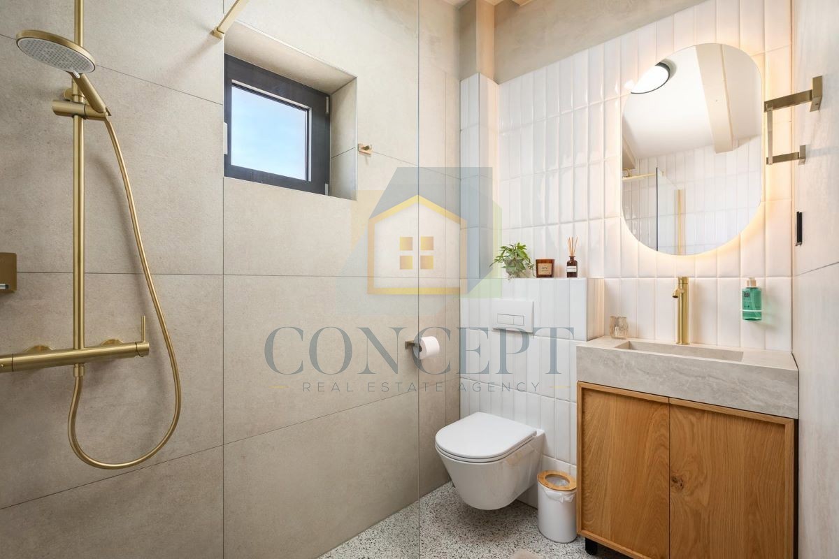 Poreč, Vižinada, Renovirana kamnita hiša s bazenom, 16 km od morja