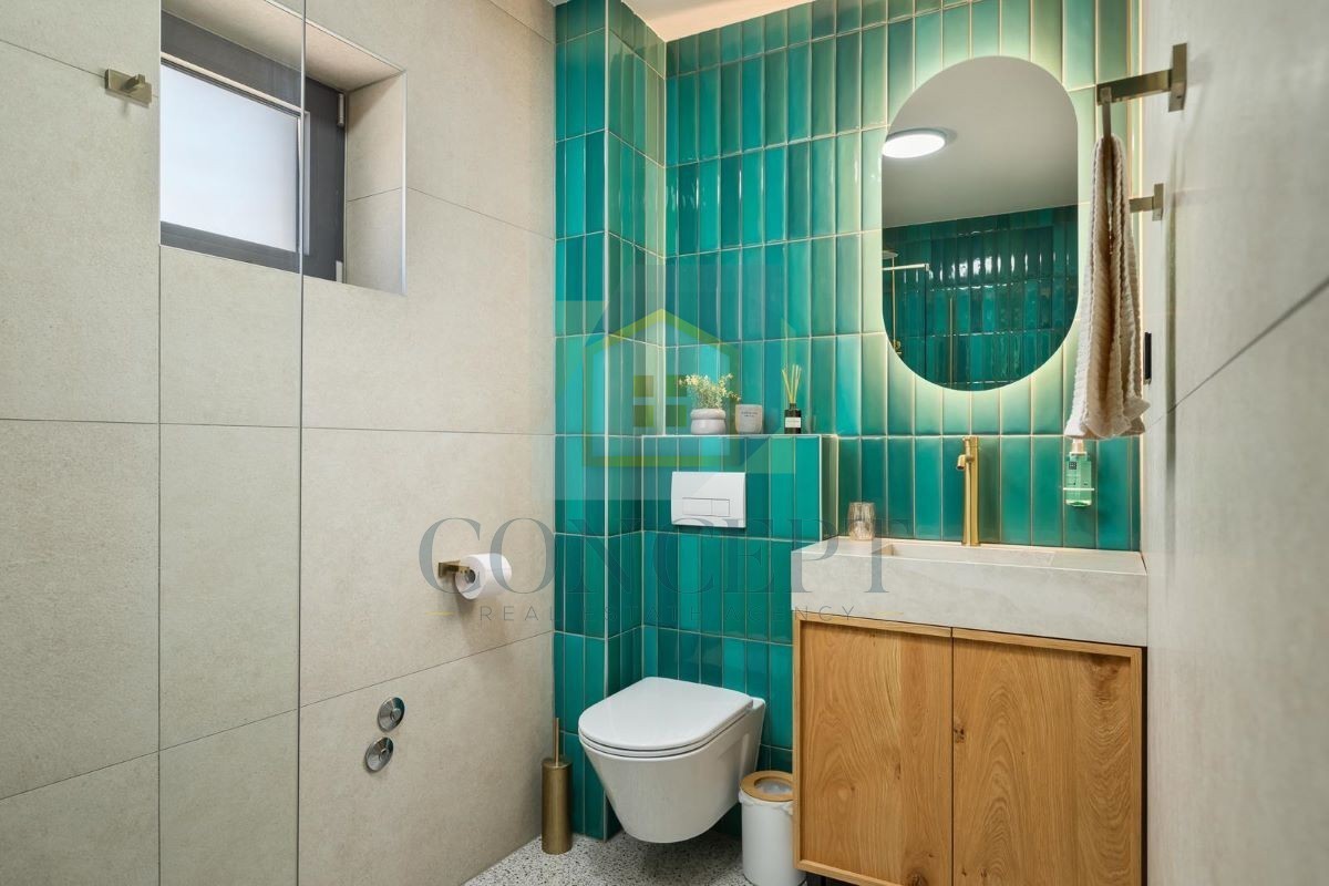 Poreč, Vižinada, Renovirana kamnita hiša s bazenom, 16 km od morja