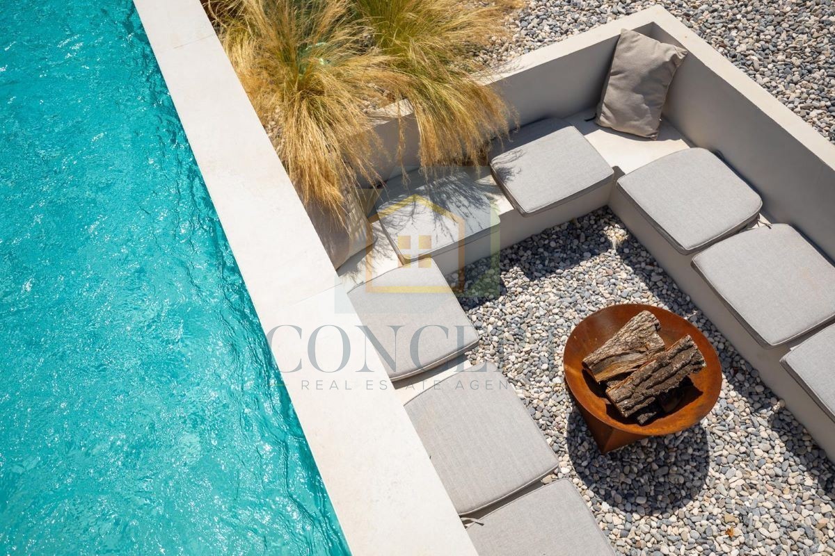 Poreč, Vižinada, Renovirana kamnita hiša s bazenom, 16 km od morja