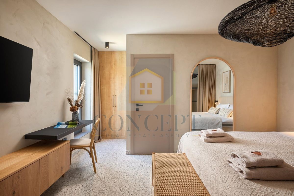 Poreč, Vižinada, Renovirana kamnita hiša s bazenom, 16 km od morja