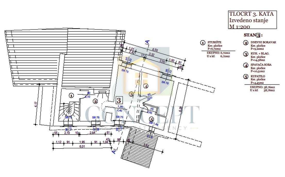 Istra, Oprtalj, Kamena hiša s 3 apartmaji in dvema poslovnima prostoroma