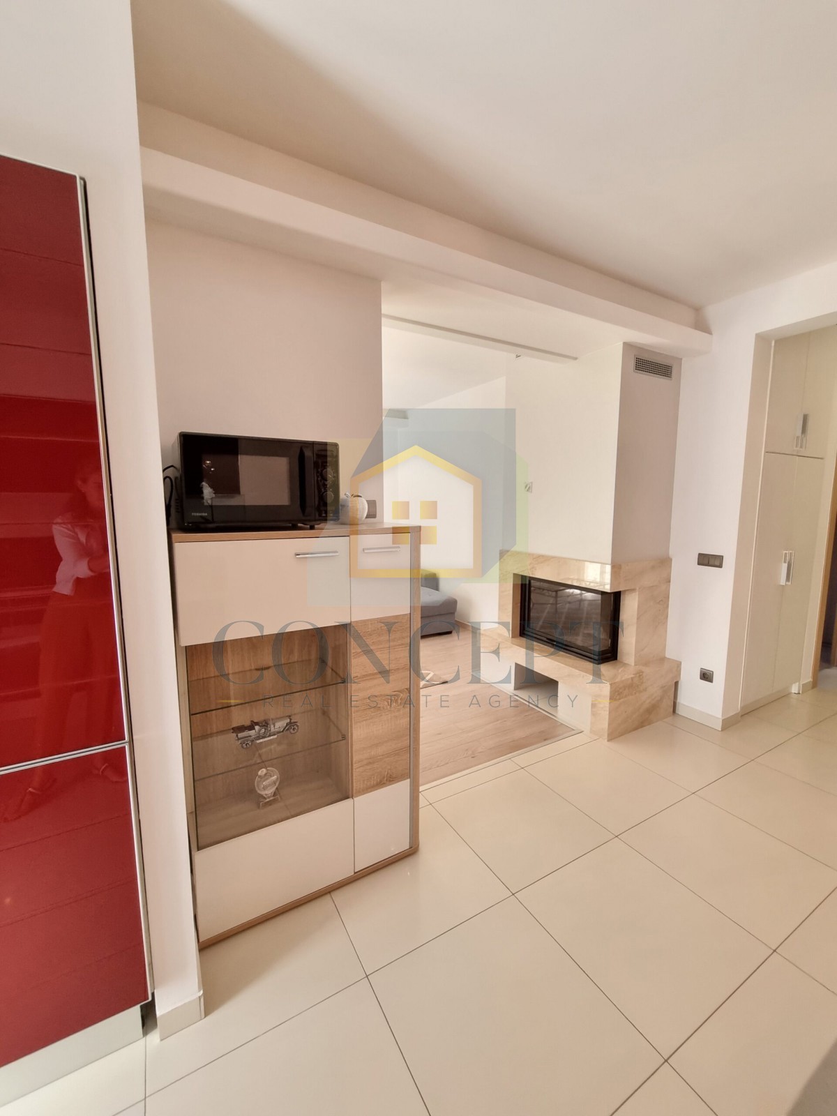 Poreč, širši center, Dvojna hiša z dvema stanovanjem in dvoriščem, 1 km od morja