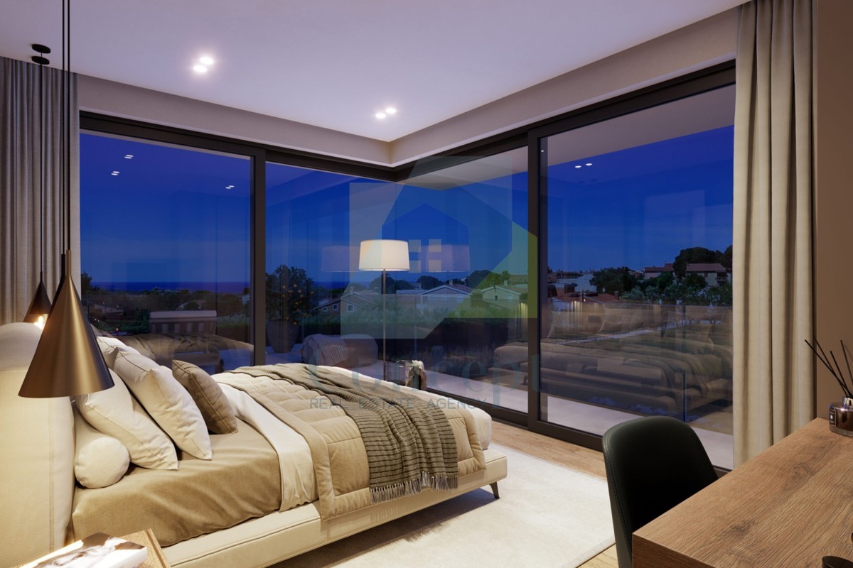 Poreč okolica, Luksuzna dvojna hiša s pogledom na morje, 10 km od morja