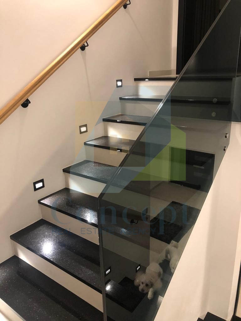 Poreč, okolica, Lepa urejena dvojna hiša, 4 km od Poreča