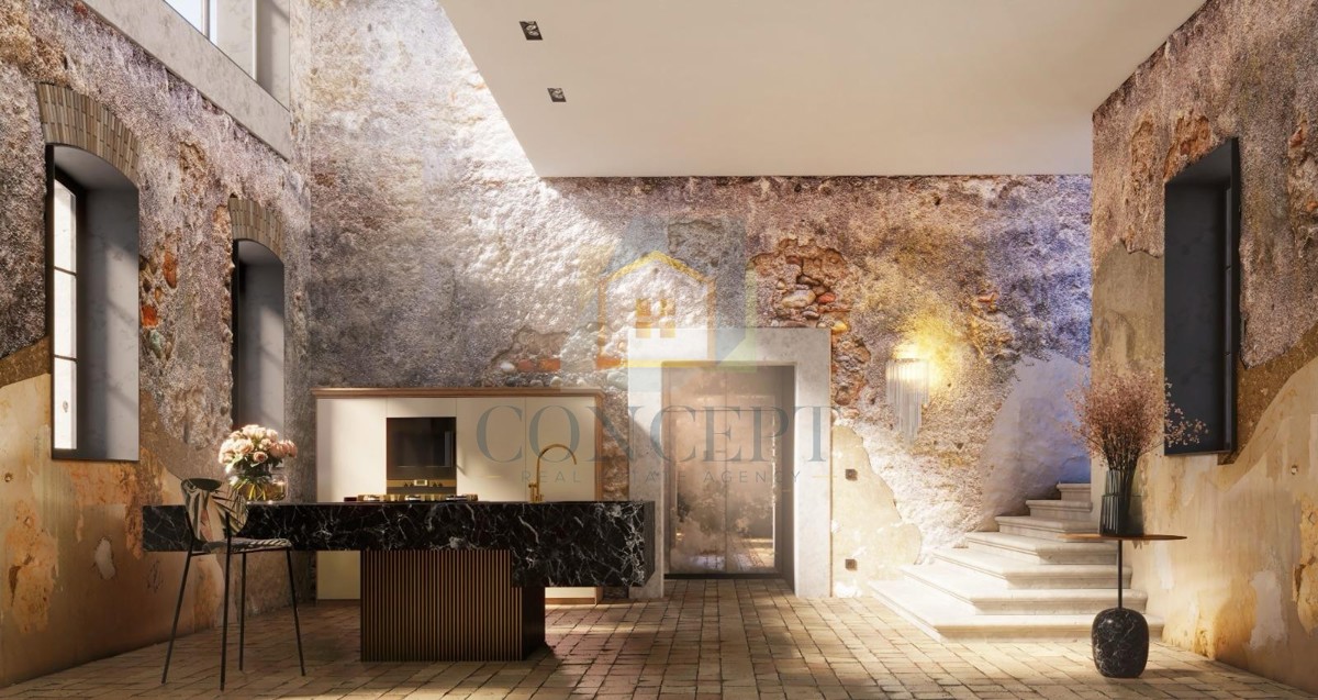 Pazin, Cerovlje, Unikatna vila v renovaciji, mirna lokacija