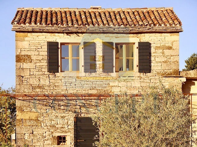 Buje, okolica, Luksuzno beneško posestvo na čudoviti lokaciji