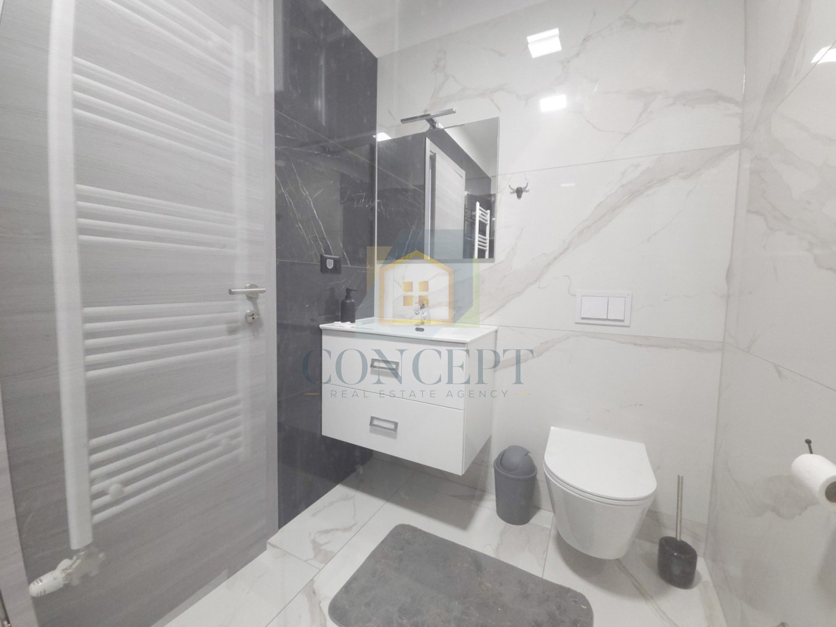 Poreč, okolica, moderna luksuzna vila s bazenom, 12 km od morja