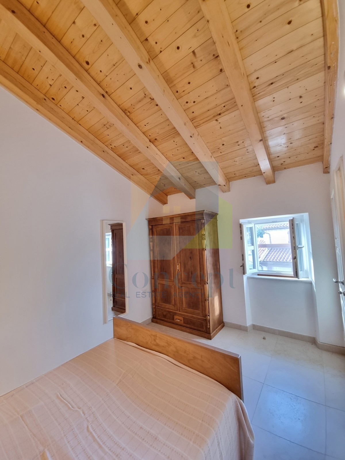 Poreč, Tar - EKSKLUZIVA AGENCIJE - Dve kamnite hiše 3 km od morja