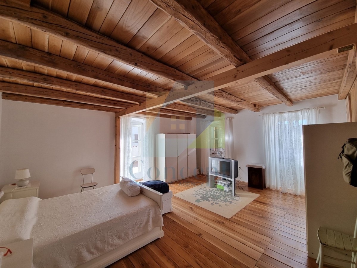 Poreč, Tar - EKSKLUZIVA AGENCIJE - Dve kamnite hiše 3 km od morja