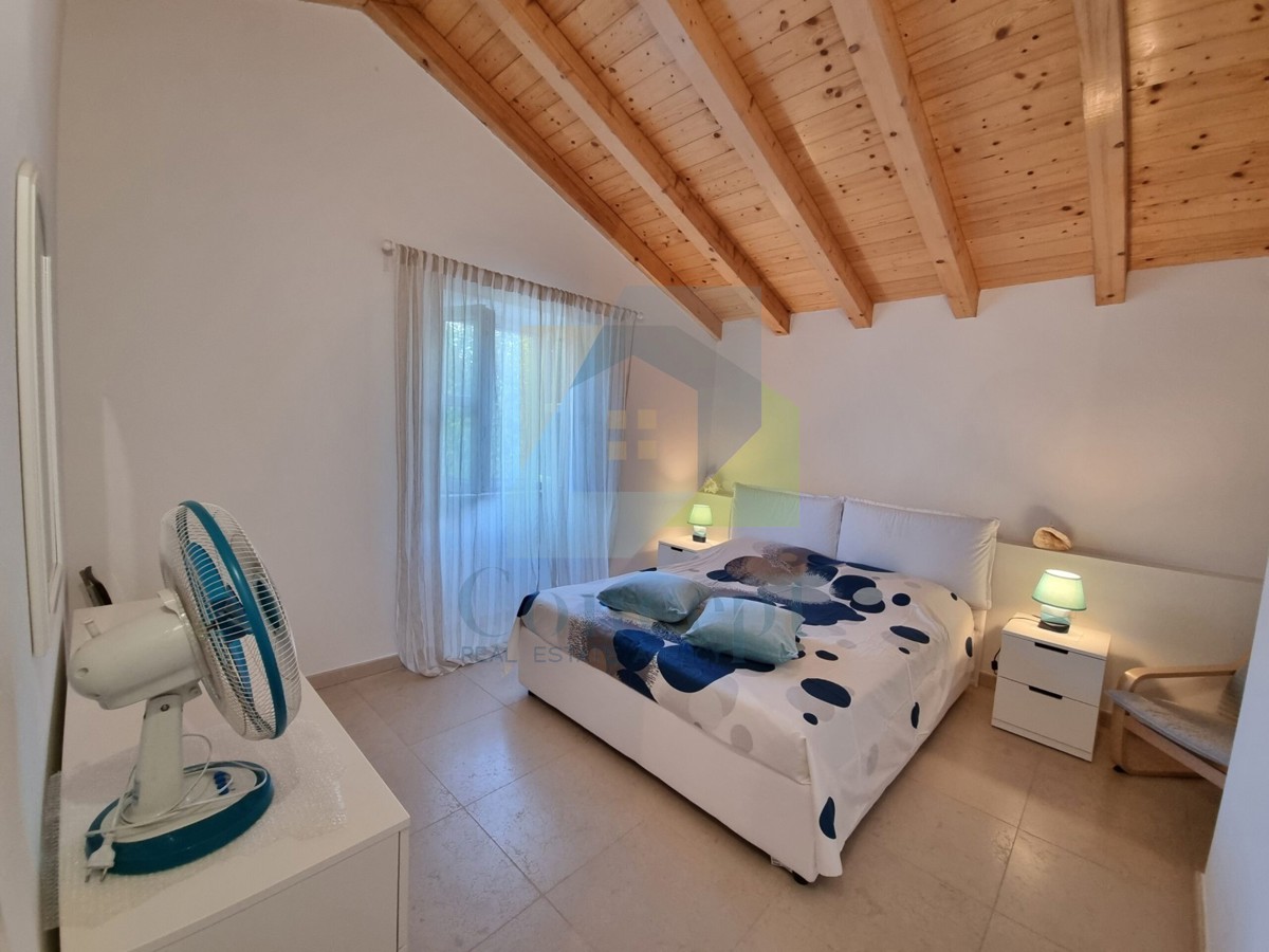 Poreč, Tar - EKSKLUZIVA AGENCIJE - Dve kamnite hiše 3 km od morja