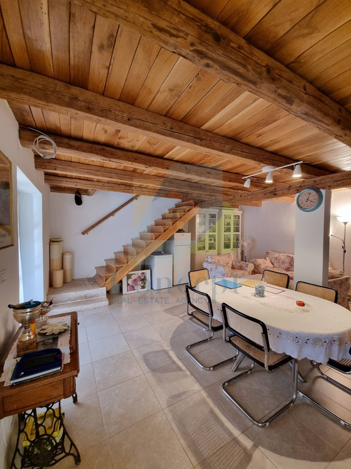 Poreč, Tar - EKSKLUZIVA AGENCIJE - Dve kamnite hiše 3 km od morja